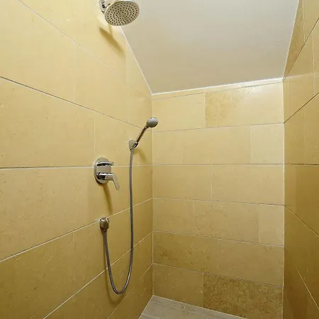 Apartman The One Podstrana