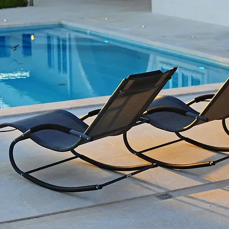 Apartman The One Podstrana