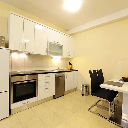 Apartman The One Podstrana